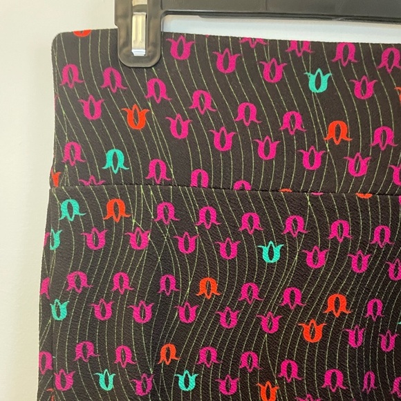 Pattern Lularoe Cassie Pencil Skirt - Picture 2 of 8